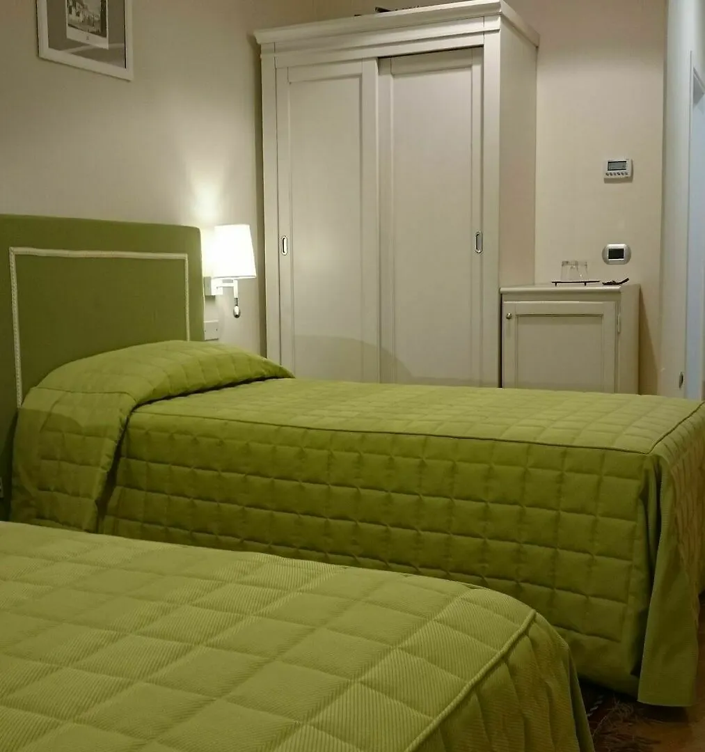 Casa Isolani Luxury Rooms Piazza Maggiore 1 Bolonia