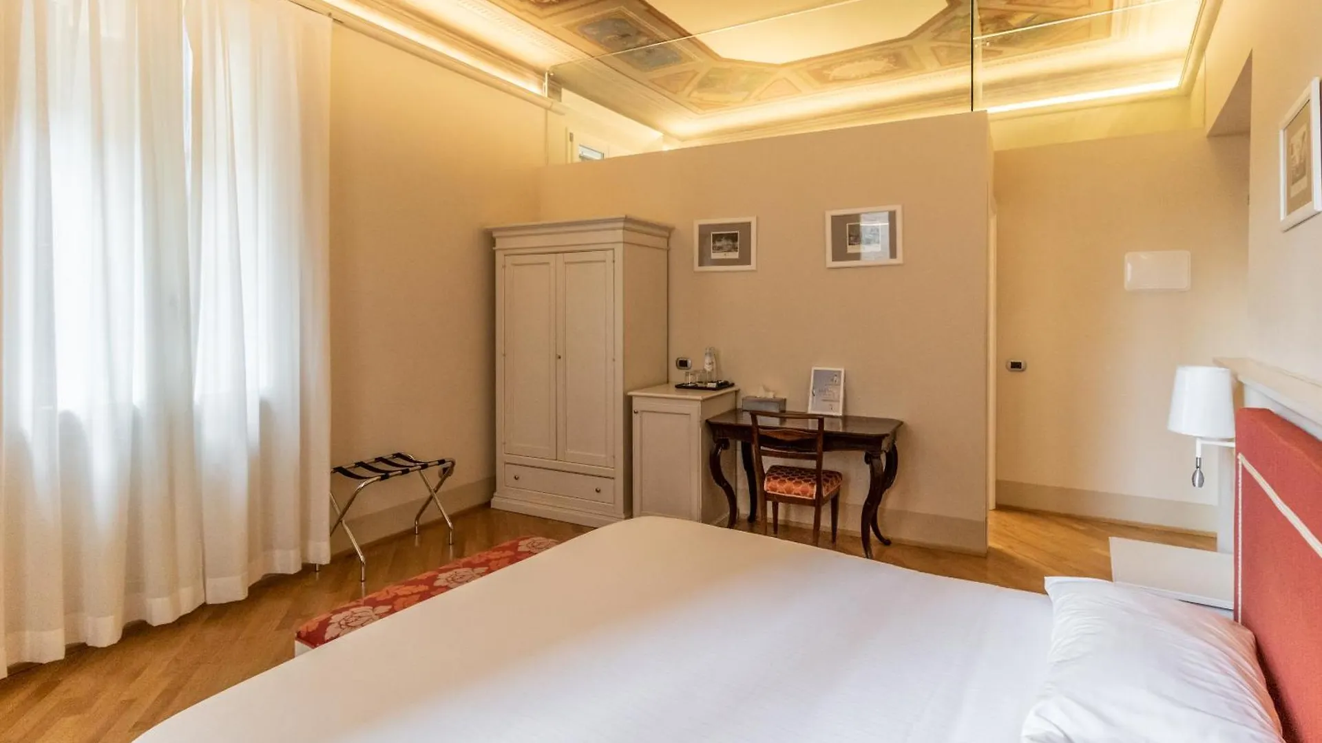 Casa Isolani Luxury Rooms Piazza Maggiore 1 Bologna Gasthof